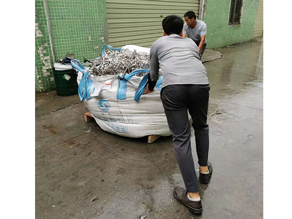 東莞激情午夜福利回收現場